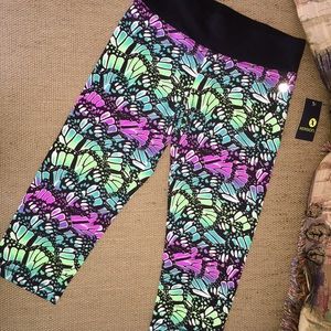 🆕 Girls Purple Butterfly Yoga Leggings